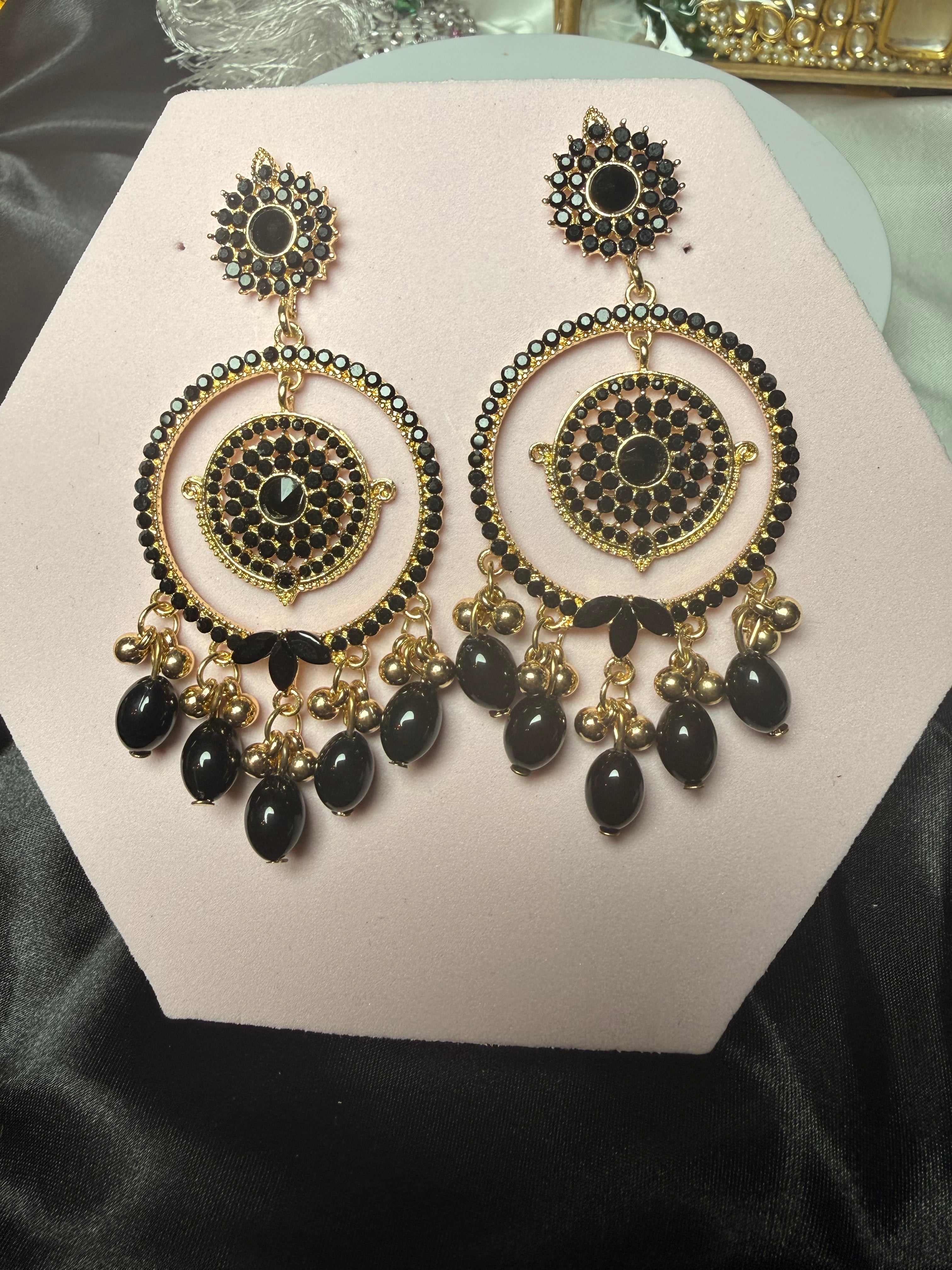 Ayat Pearl Hoops