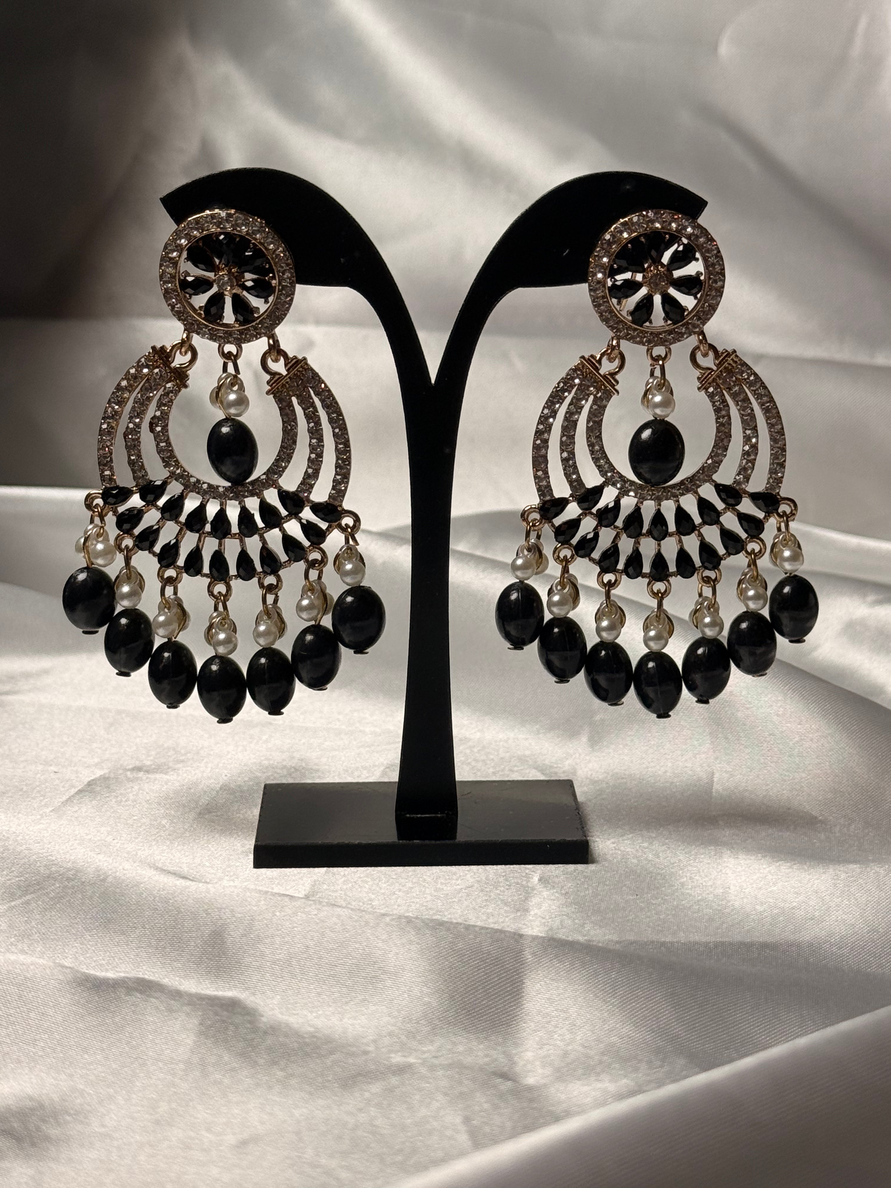 Zeenat-e-Naaz Earrings
