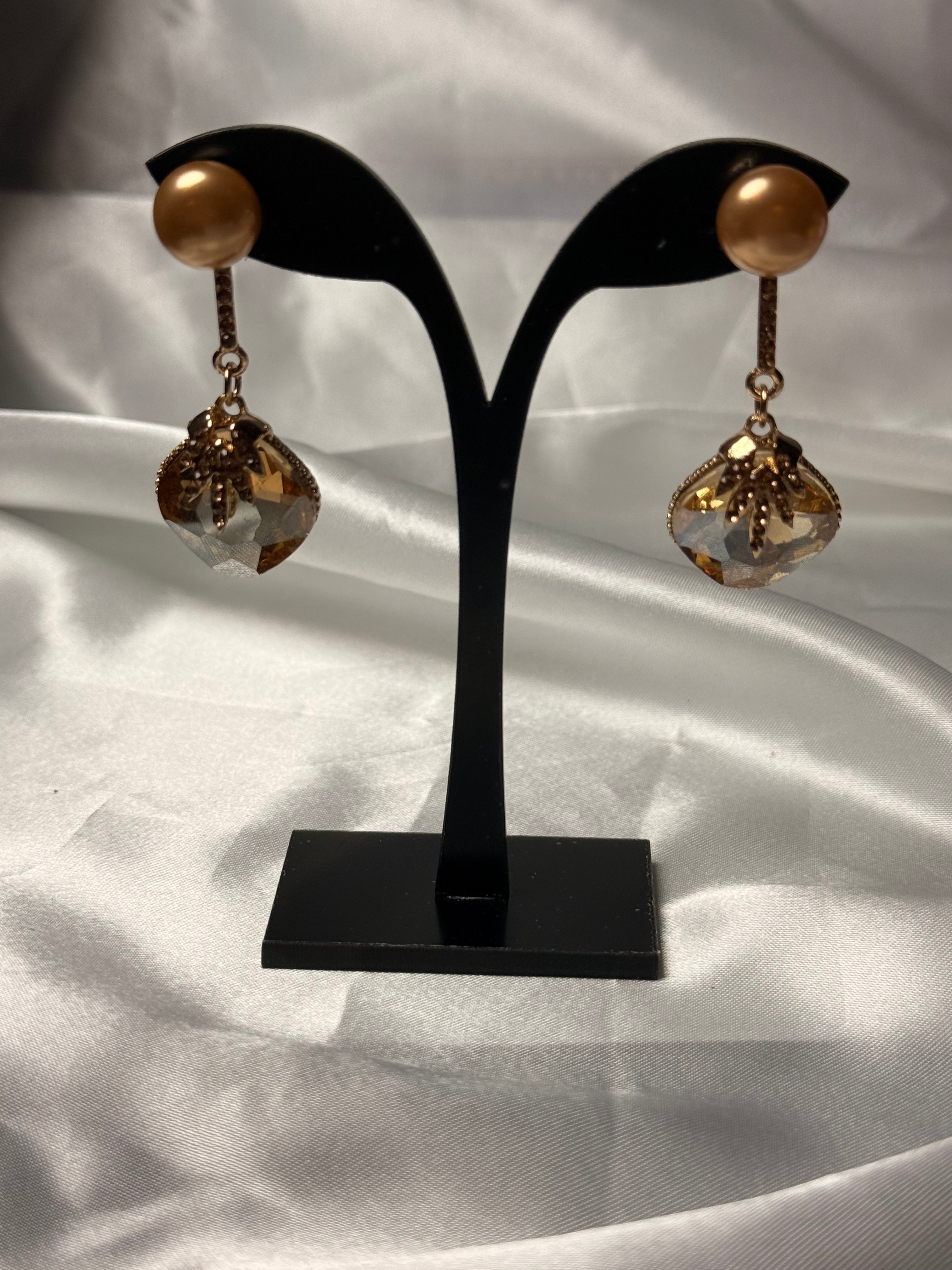 Luxe Gem Earrings - Elegant Drop Style for Every Occasion