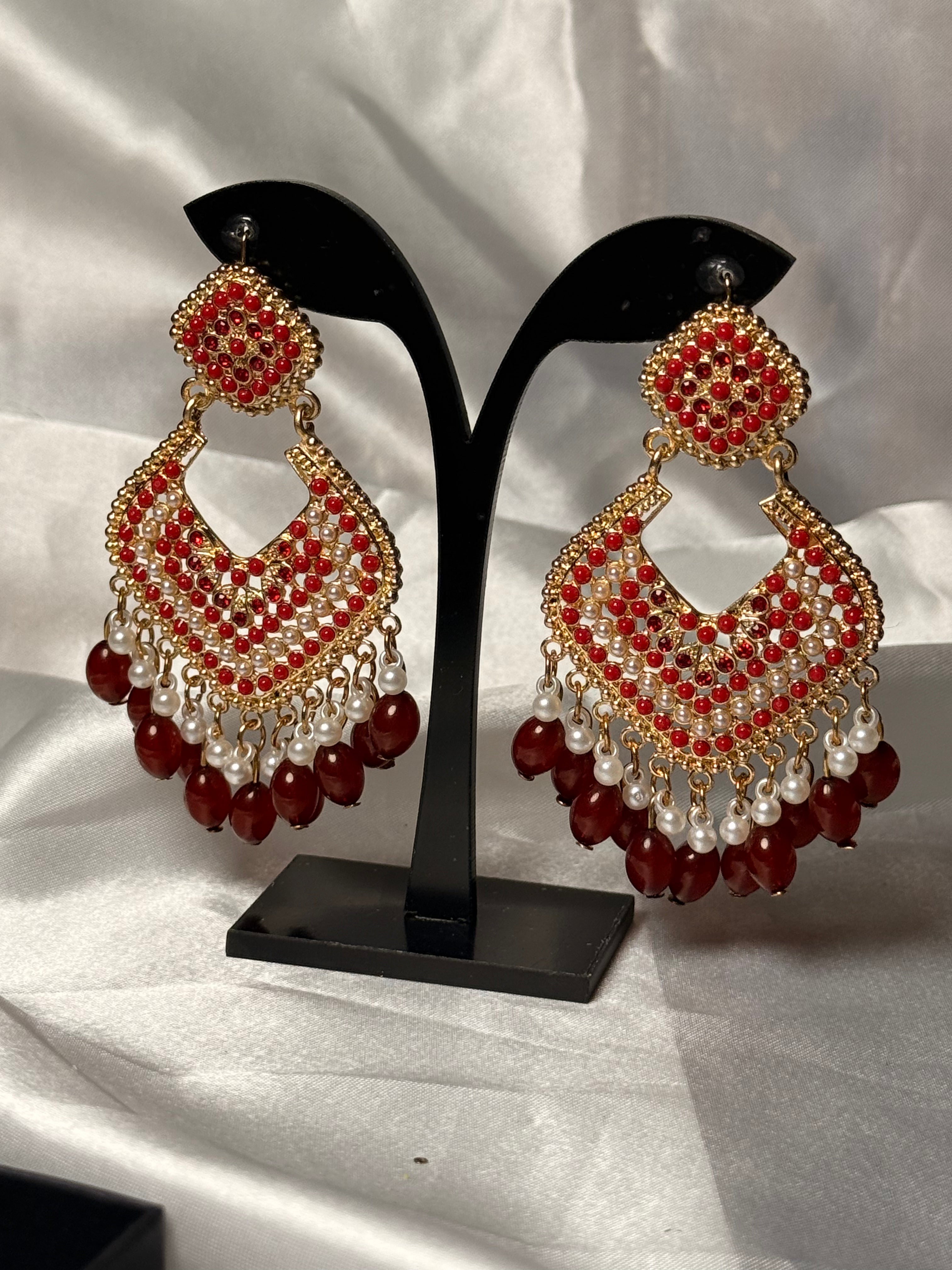 Noor-e-Pearl Earrings