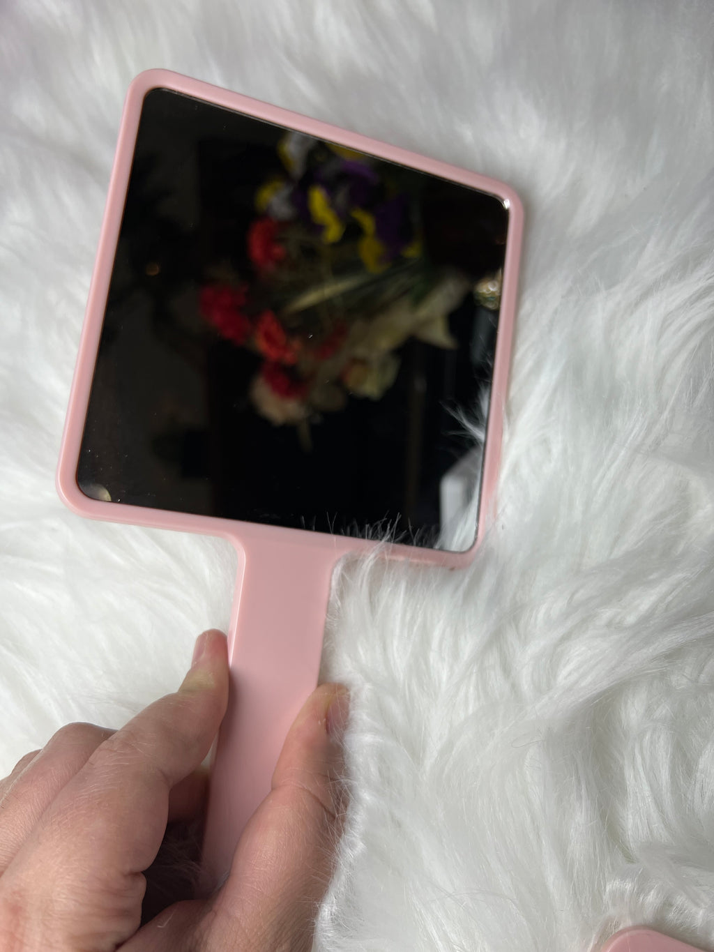 Hand Mirror - Stylish and Functional Accessory for Every Occasion